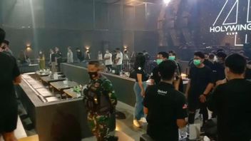 Held A Party In The Middle Of A Pandemic, Police Disbanded Visitors To Holywings Club 4 Makassar