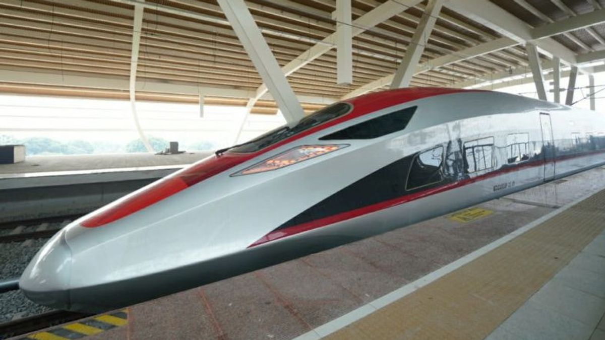 KCIC Runs EMU/CIT Jakarta-Bandung High Speed Train Test OCS Network