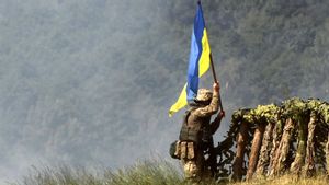 Presiden Zelensky Mengatakan Pasukan Ukraina Mencapai Kemajuan di Wilayah Perbatasan Sumy