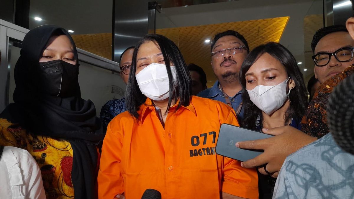 Putri Candawathi Detained, Her Child Was Taken Care Of By The Caretaker And Grandma