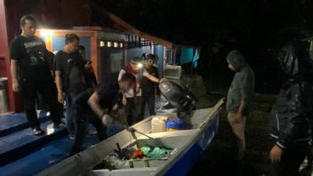 Bawa Sabu 32 Kg, Pengemudi Kapal Loncat ke Laut Kepri Saat Dipepet Aparat