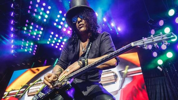 Slash Sebut Guns N’ Roses Mencoba untuk Garap Karya Baru