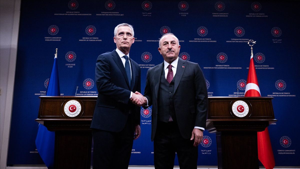 NATO事務総長は、トルコがスウェーデンとフィンランドの加盟を批准する時が来たと言います