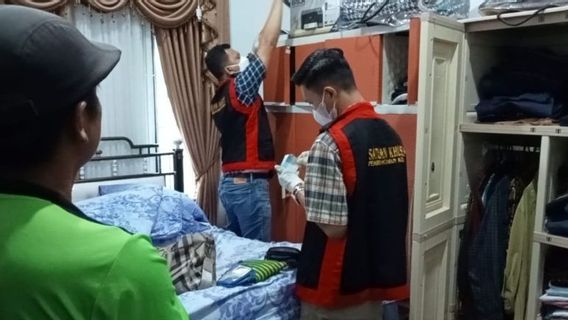 Tiga Rumah di Cianjur Digeledah Terkait Dugaan Korupsi Mafia Tanah