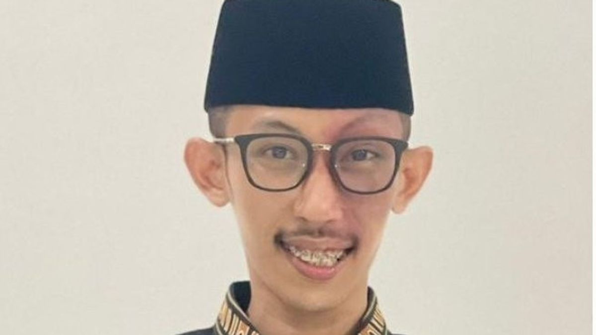 Achmad Syahri Akui Khilaf usai Merokok dan Bermain Gim saat Rapat DPRD Jember