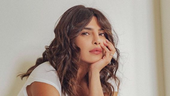 Diminta Sutradara Operasi Payudara dan Bokong, Priyanka Chopra Menolak 