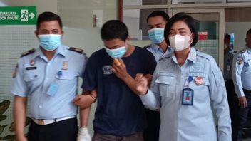 The Prisoner Of The Cipinang Prison Who Escapeed The First Time Was Known By Members Of The Cibinong Police Binmas
