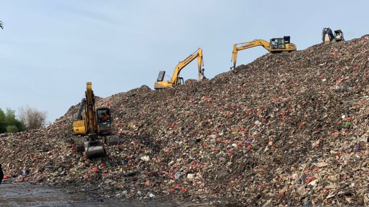 The Expansion Of The Bekasi Burangkeng Waste TPA, Not The Administration Of The Shelf But The Issuance Of Letters From Perkimtan