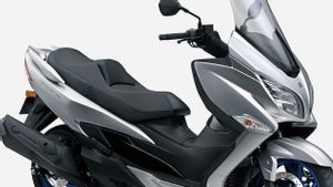 Suzuki Offers Burgman 400 In Japanese Market, Offers New Color And European Stylish Body