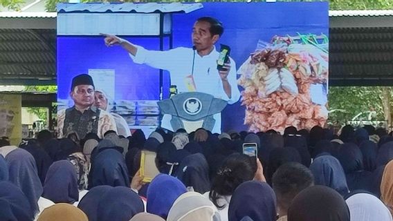 شراء منتجات MSME Maros Sulsel ، يذكر Jokowi بالانتباه إلى حزم المنتجات