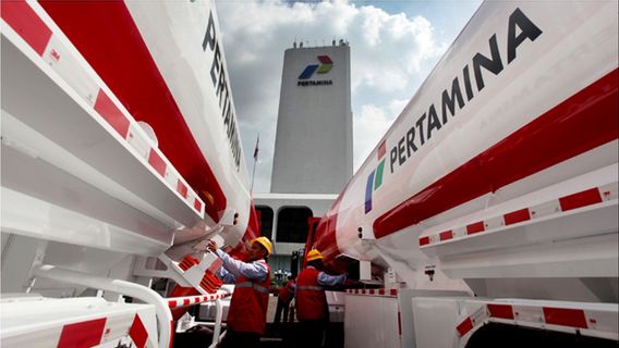 مدير رئيس بيرتامينا يقول إن السعر الاقتصادي لشركة بيرتاليت يجب أن يكون 11,000 روبية إندونيسية للتر الواحد، وسعر بيرتاماكس 14,500 روبية إندونيسية للتر الواحد