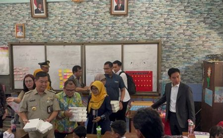 Wapres Gibran Ikut Hadir Saat Teguh Setyabudi Pantau Uji Coba Makan Bergizi di Menteng