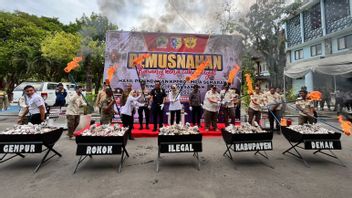 Demak Perketat Razia Rokok Ilegal, Bupati Esti’anah Apresiasi Satgas