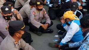 Instruksi Kapolda Banten, Satu Garis Komando Hadapi Demo Ribuan Buruh dan Mahasiswa, Berujung Duduk Bersama