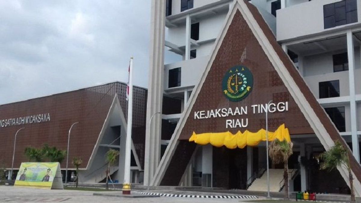 ادعاءات بفساد أموال BLU بقيمة 129.6 مليون روبية إندونيسية ، فحصت رئيسة UIN Suska من قبل مكتب المدعي العام في رياو 