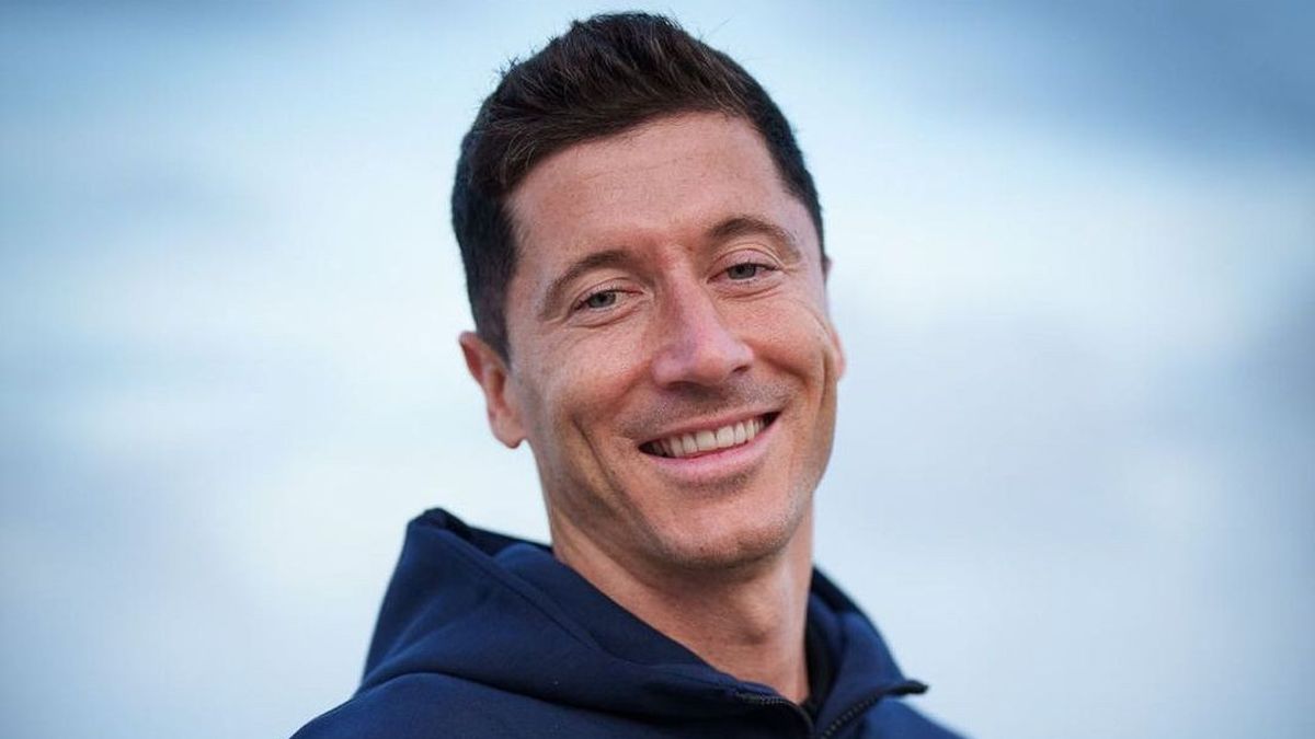 Robert Lewandowski's Decision To Move To Barcelona Stems From An Accidental Meeting With Xavi Hernandez