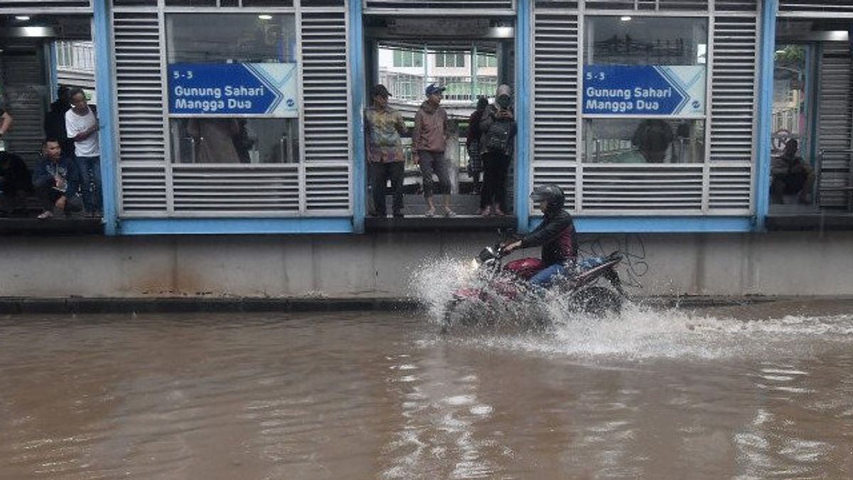 ジャカルタの洪水の管理はインフラに頼ることはできません