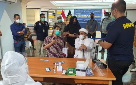 Rizieq di Tes Usap Sebelum Diperiksa Polisi, Hasilnya Negatif