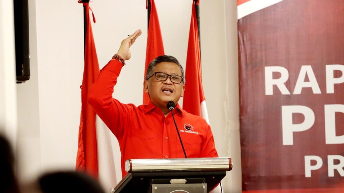 MK Ketuk Keputusan Syarat Capres-Cawapres 40 Year, PDIP:Mega Santai Saja夫人