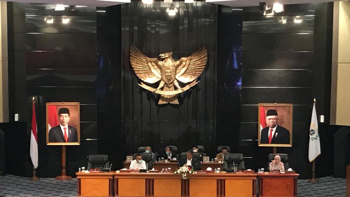 DPRD Agrees On The 2022 DKI RAPBD Rp. 82.47 Trillion, Decreased By Rp. 2.4 Trillion From The Submission
