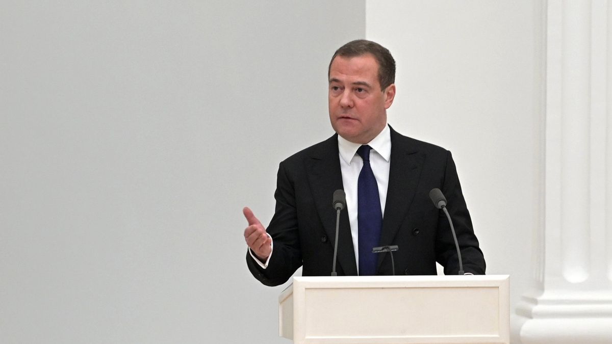 Mantan Presiden Desak Rusia Fokus Capai Tujuan Perang di Ukraina Ketimbang Retorika Trump