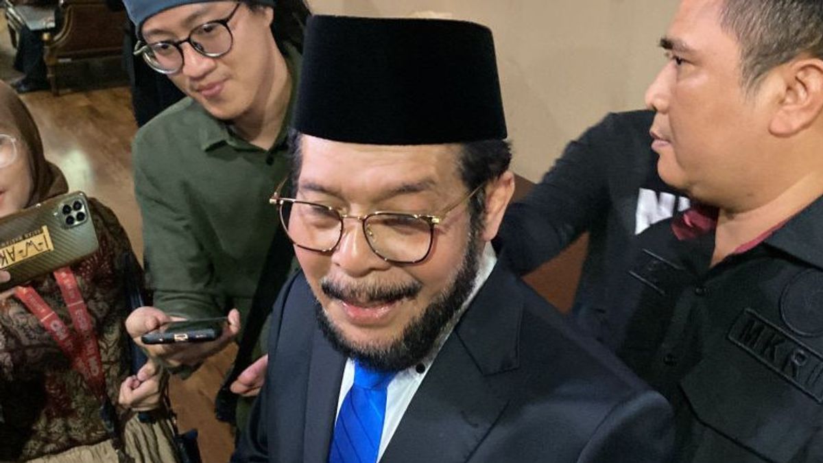 Anwar Usman Guarantees MKMK Members To Be Neutral And Free Of Intervention