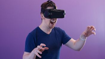 Penjualan Headset  VR Menurun Sepanjang 2022, Dampak Resesi Global dan Belum Populer