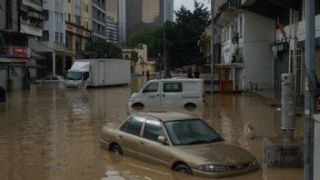 Deux Rivières Débordent, Inondations De Kuala Lumpur, Route à Péage Reliant Les Provinces Inondées