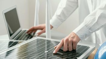 Ramah Lingkungan dan Hemat Energi! Ini Dia Laptop Tenaga Surya Terbaik untuk Penggunaan Sehari-hari
