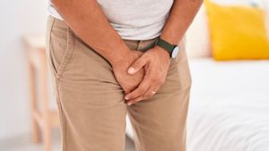 Beware Of HIV Signs Appearing In Men's Pubic Areas