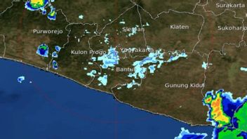 BMKG Forecasts Rain to Occur in Sejum;ah Region of Indonesia Today