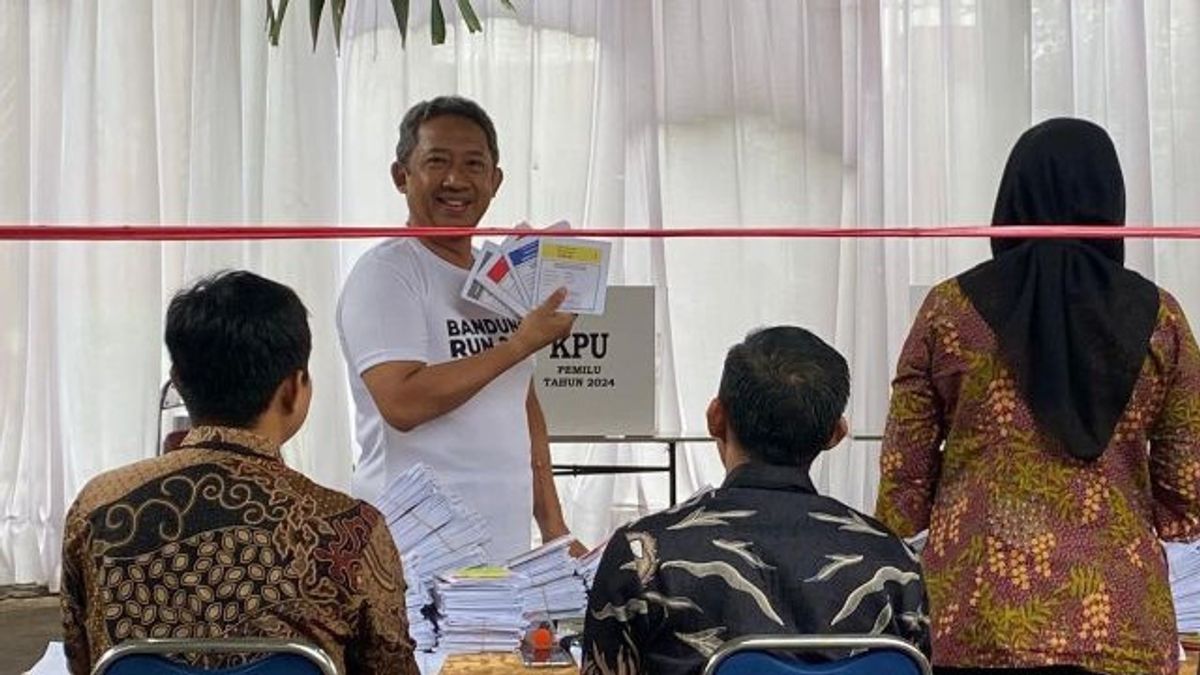 anah, un autre maire de Bandung, Yana Mulyana, est libre de conditions d'exigence de la prison de Sukamiskin