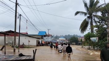 Kobe River Overflows, One Village In Central Halmahera Is Submerged By Floods