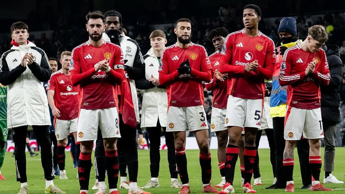 Ruben Amorim estime que l’équipe doit être tenue responsable du licenciement des employés de Manchester United