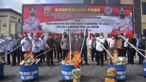 Polda Lampung Musnahkan Ratusan Kilogram Sabu dan Ganja