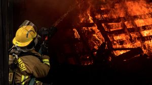 中国煤矿爆炸致90人死亡