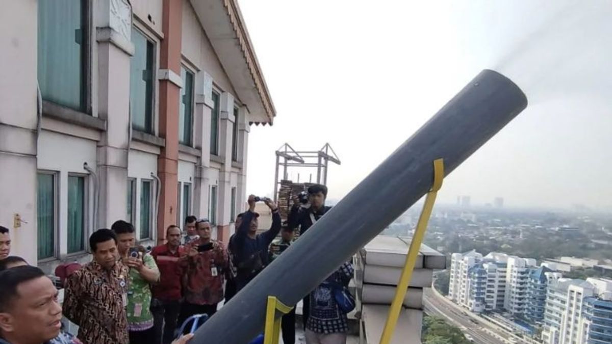 Three Private Buildings In Jakarta Have Installed Water Fog