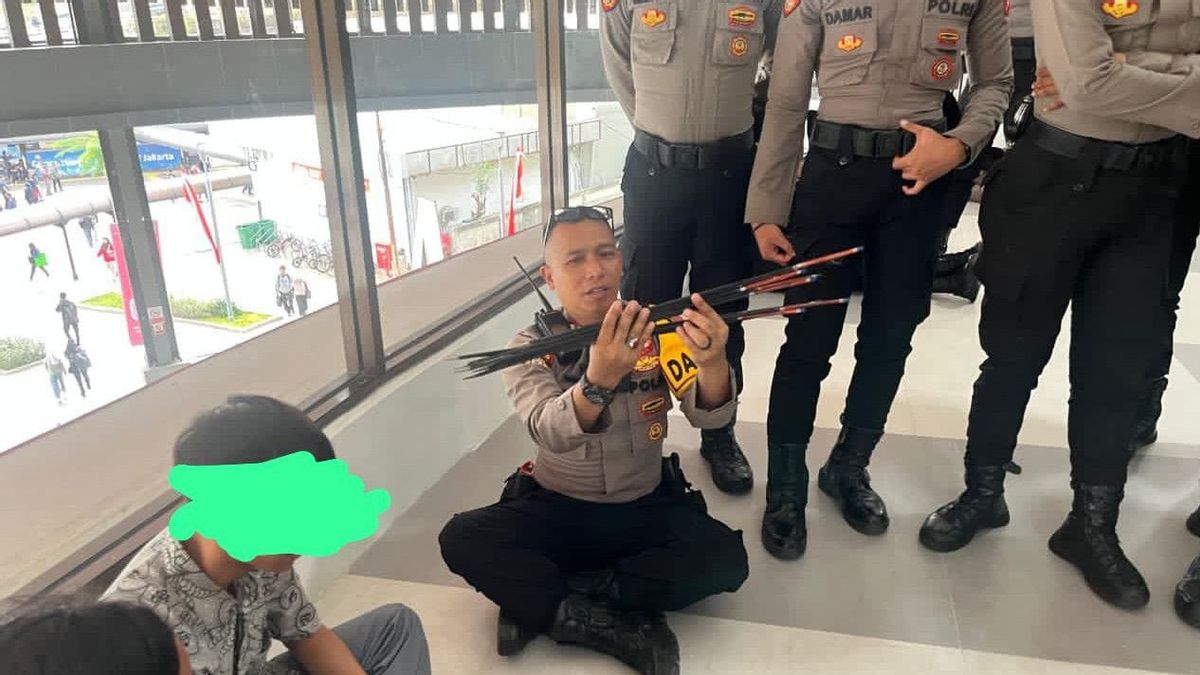 276 Pelajar Dicegah ke kawasan DPR/MPR, 9 Orang Bawa Busur Panah