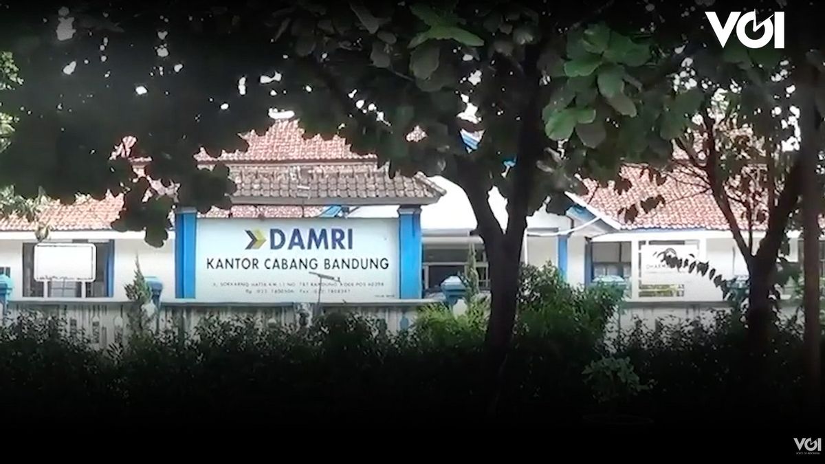  VIDEO: Merugi, Damri Bandung Setop 8 Rute