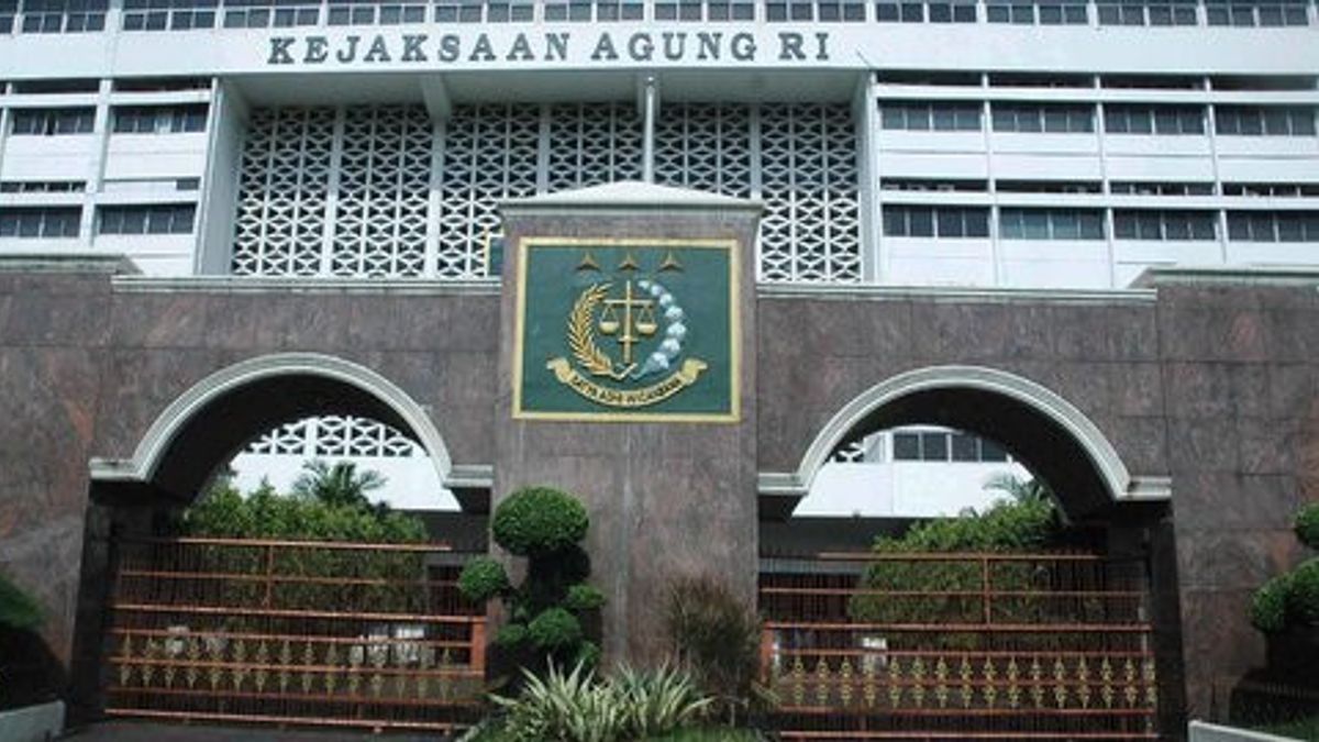 After Setting 11 Suspects in the POME Case, the Attorney General's Office Searches a Number of Locations in Sumatra