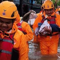 DPR Minta Pemerintah Percepat Bantuan Logistik Korban Banjir Makassar