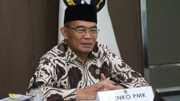 Menko PMK: Bukan Pelonggaran, Tapi Pengurangan PSBB