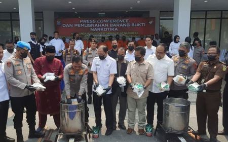 Polda Riau Musnahkan Barang Bukti 9,94 Kilogram Sabu