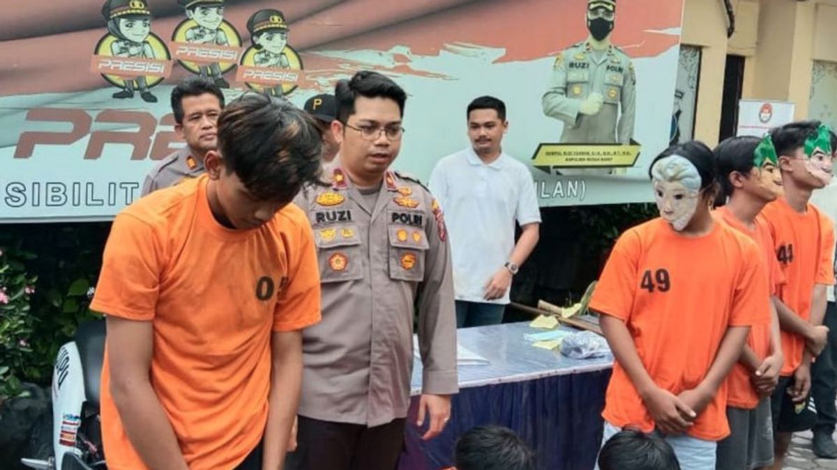 The Head Of The Motorcycle Gang And His 6 Members Who Were Robbers Of Pulo Brayan Medan Were Arrested