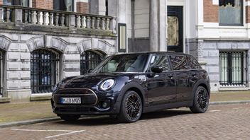 Mini Make Sure Clubman Doesn't Have The Latest Generation