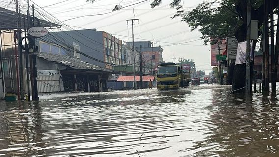 由于大雨,Boyolali的一些村庄被洪水淹没