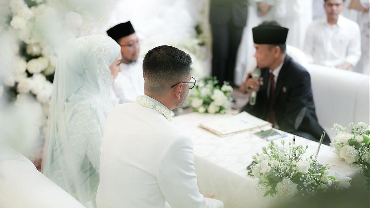  Nikah Lagi Usai Cerai dengan Ammar Zoni, Irish Bella: Seorang Imam Menuntun Langkahku