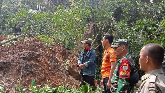 342 Warga Bogor Mengungsi Akibat Longsor, BPBD Khawatir Susulan Berdampak ke Rumah Warga