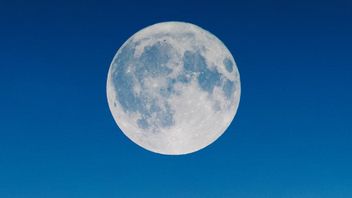 印度尼西亚8月22日蓝月亮现象的到来