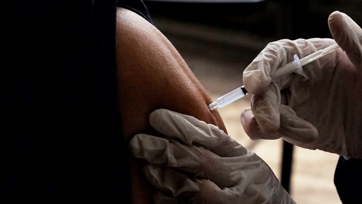 Lansia Kini Dibolehkan Mendapat Vaksin Booster Kedua
